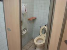 ダイエー東大和店　2階トイレ