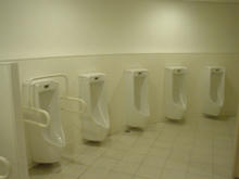 昭和記念公園 花みどり文化センター内トイレ