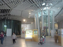 昭和記念公園 花みどり文化センター