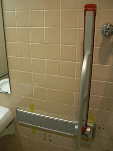 西河原公民館 2階多目的トイレ