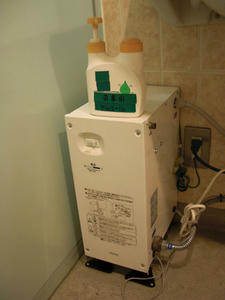 あいとぴあセンター 1階多目的トイレ