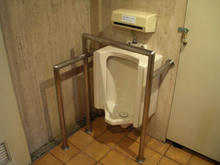 高幡図書館トイレ