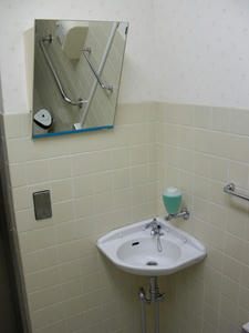 アミュー立川　1階多目的トイレ