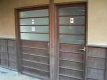 武蔵野の水車経営農家トイレ