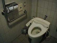 無印良品丸井吉祥寺店 4階多目的トイレ