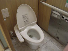 伊勢丹府中店 7階トイレ