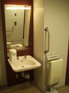立川タカシマヤ　9階多目的トイレ