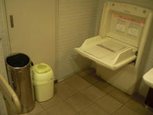 立川タカシマヤ　9階多目的トイレ