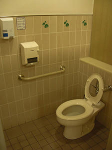 立川タカシマヤ　6階トイレ