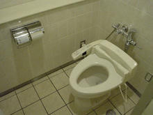 丸井吉祥寺店本館 4階トイレ