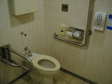 丸井吉祥寺店本館 4階多目的トイレ