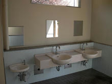 小金井公園 中央NEWトイレ