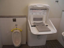 小金井公園 中央NEW多目的トイレ