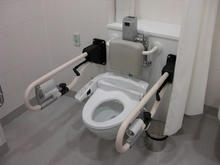 イトーヨーカドー 武蔵小金井店 1階多目的トイレ