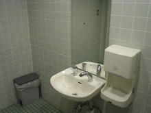 ニトリ田無店多目的トイレ