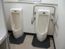 でんきち三鷹本店 1階トイレ