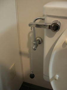 小金井公園 江戸東京たてもの園ビジターセンター多目的トイレ