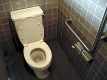 南荻窪図書館 1階トイレ