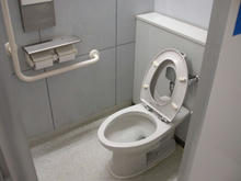 イトーヨーカドー国領店　1階トイレ