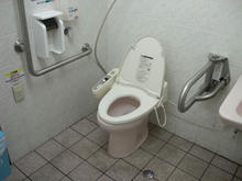 島忠家具ホームセンター中野店 1階多目的トイレ