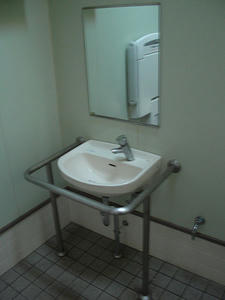 下連雀児童公園トイレ