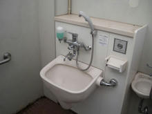 連雀中央公園多目的トイレ
