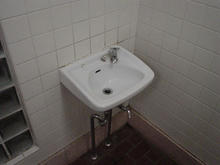 善福寺公園 中央橋トイレ