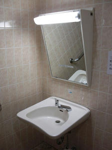 田無アスタ専門店街 西3階多目的トイレ