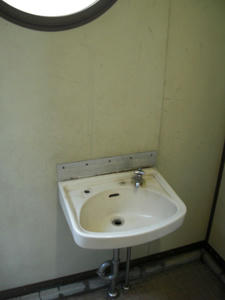 天神じゃぶじゃぶ公園トイレ