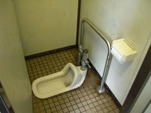 天神じゃぶじゃぶ公園トイレ