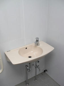 松渓橋公園トイレ