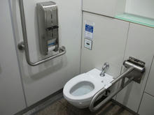 浅草寺北公衆多目的トイレ