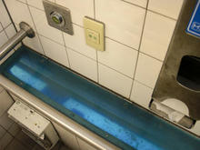 昌平橋公衆多目的トイレ