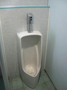 マルフジ福生店トイレ