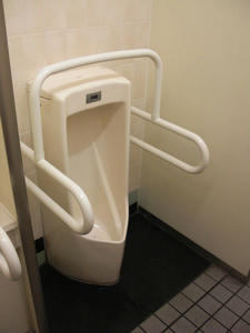 西友国領店トイレ