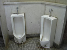 清瀬金山緑地公園トイレ