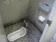 清瀬金山緑地公園トイレ