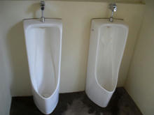 滝山公園トイレ