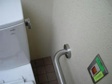 滝山公園多目的トイレ