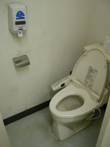 Aコープ所沢店トイレ