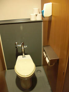 日本科学未来館 3階展示ルーム内トイレ