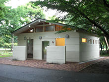 小金井公園 ユーカリ広場トイレ