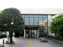 図書館 三鷹