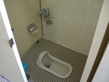 三鷹図書館 1階トイレ