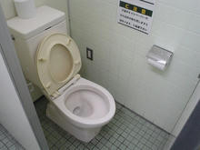 京王ストア立川店　2階トイレ