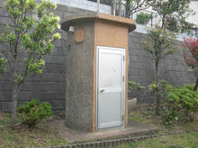 新川谷端児童公園(ローラー公園)トイレ