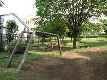 新川谷端児童公園(ローラー公園)トイレ