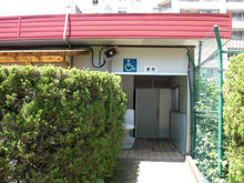 本郷給水所公苑トイレ