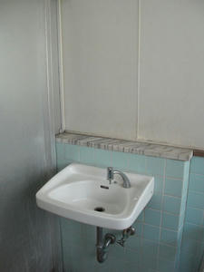 本郷給水所公苑多目的トイレ