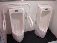 でんきち小平店 1階トイレ